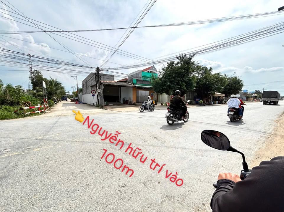 Đất thổ cư Ấp 4 Tân Bửu, Bến Lức, 153m² giá 2 tỷ - Kinh doanh sầm uất!