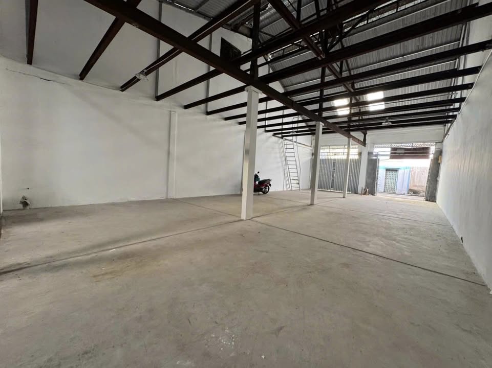 Nhà cho thuê đường Nguyễn Thị Nhỏ, Phường Bình Tây, Quận 6 - Diện tích 229m², phù hợp cho văn phòng và cửa hàng!