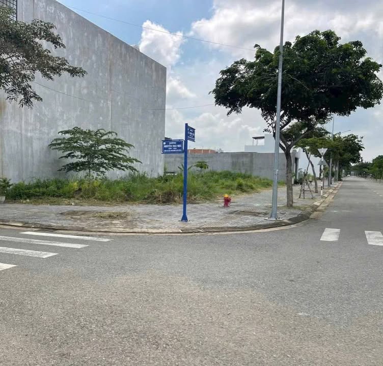 Đất nền góc 2 mặt tiền đường lớn tại Long Tâm, Bà Rịa - 92m² chỉ 3.3 tỷ