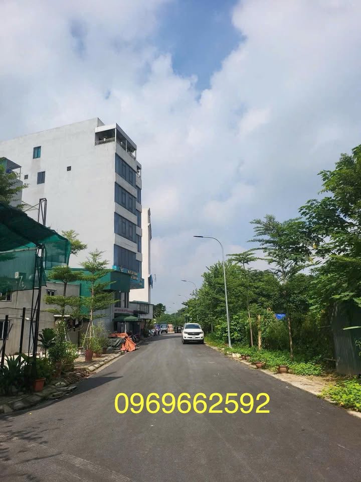 Đất nền An Khánh 55m² giá 10 tỷ - Sổ đỏ chính chủ, vị trí đắc địa!