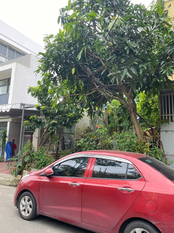 Đất nền đẹp tại Mỹ Khê Đà Nẵng 80m² giá 10 tỷ - Gần biển và hồ Xuân Hương!