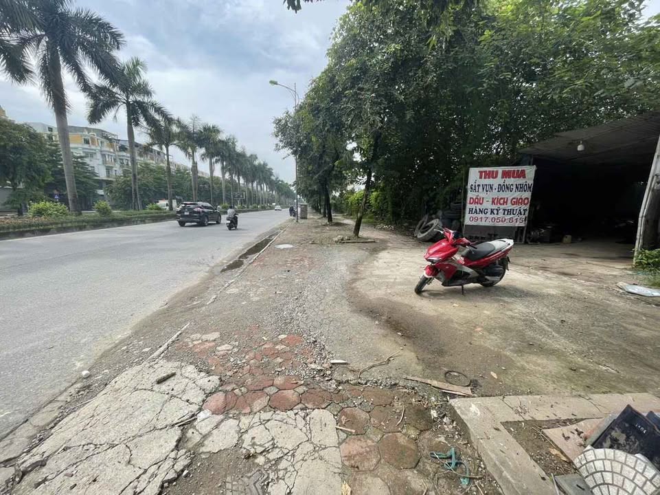 Lô đất kẹp 195m² Hoài Đức - Giá tốt nhất khu vực, đầu tư sinh lời nhanh!