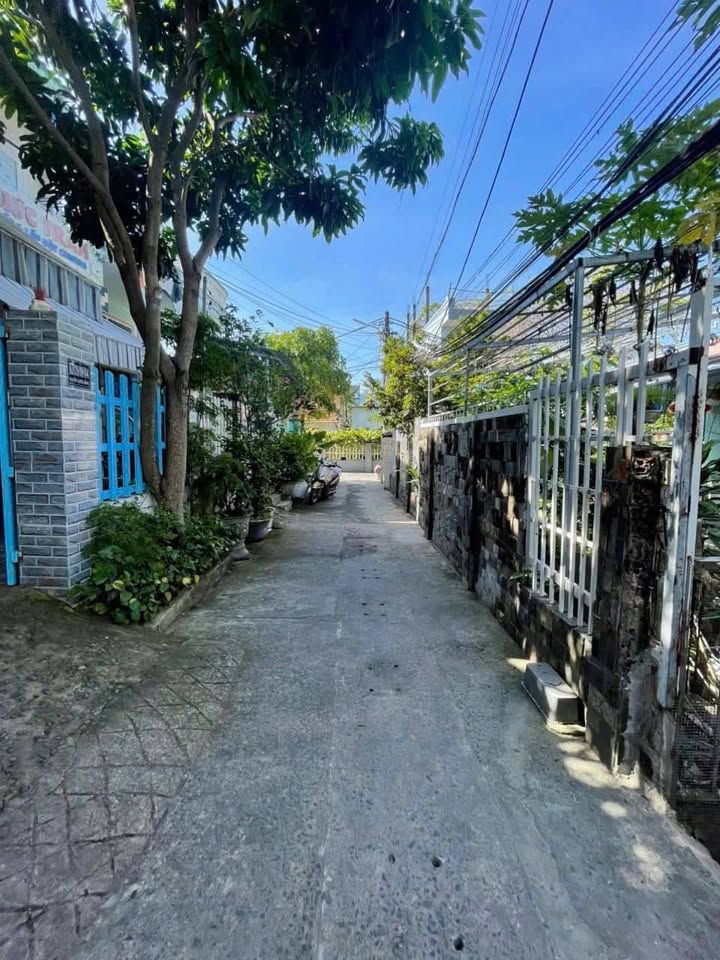 Đất nền Liên Chiểu Đà Nẵng 77m² giá 2 tỷ - Khu dân cư đông đúc!