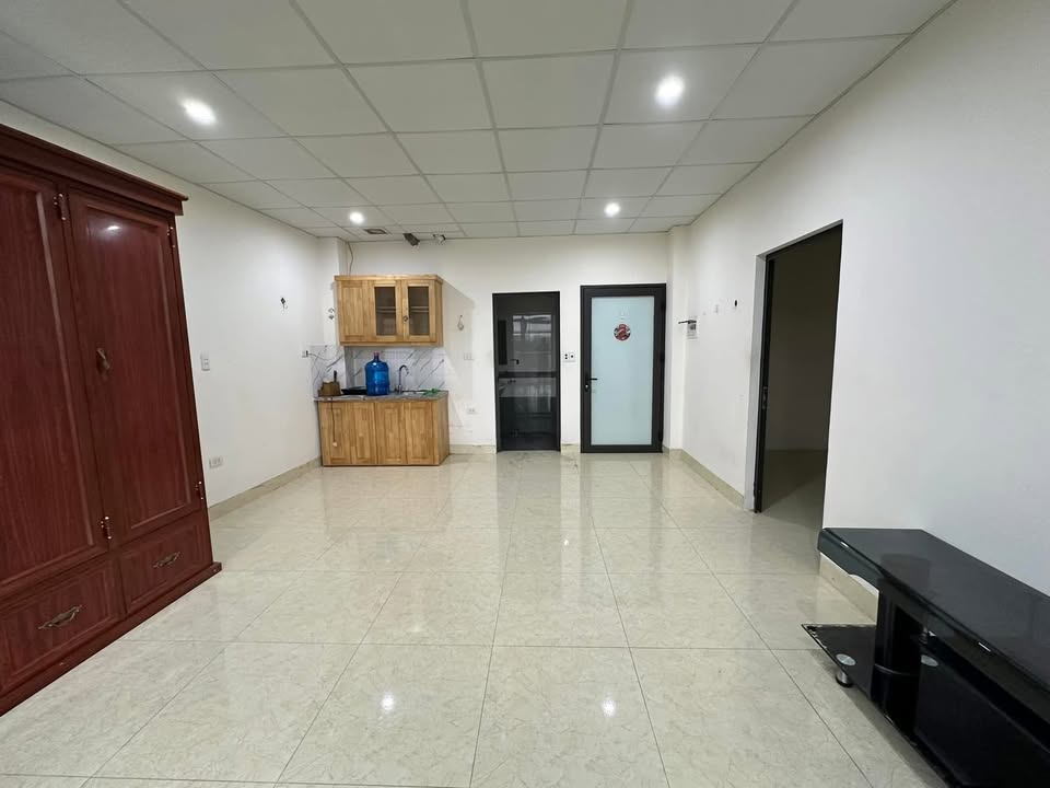 Cho thuê phòng nhỏ tại ngõ 147A/2 Tân Mai - Không gian sống yên tĩnh và tiện nghi