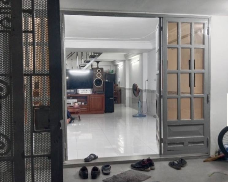 Nhà 2 mặt tiền hẻm ô tô Huỳnh Tấn Phát, Q7 - Giá 6.8 tỷ, cơ hội hiếm có!