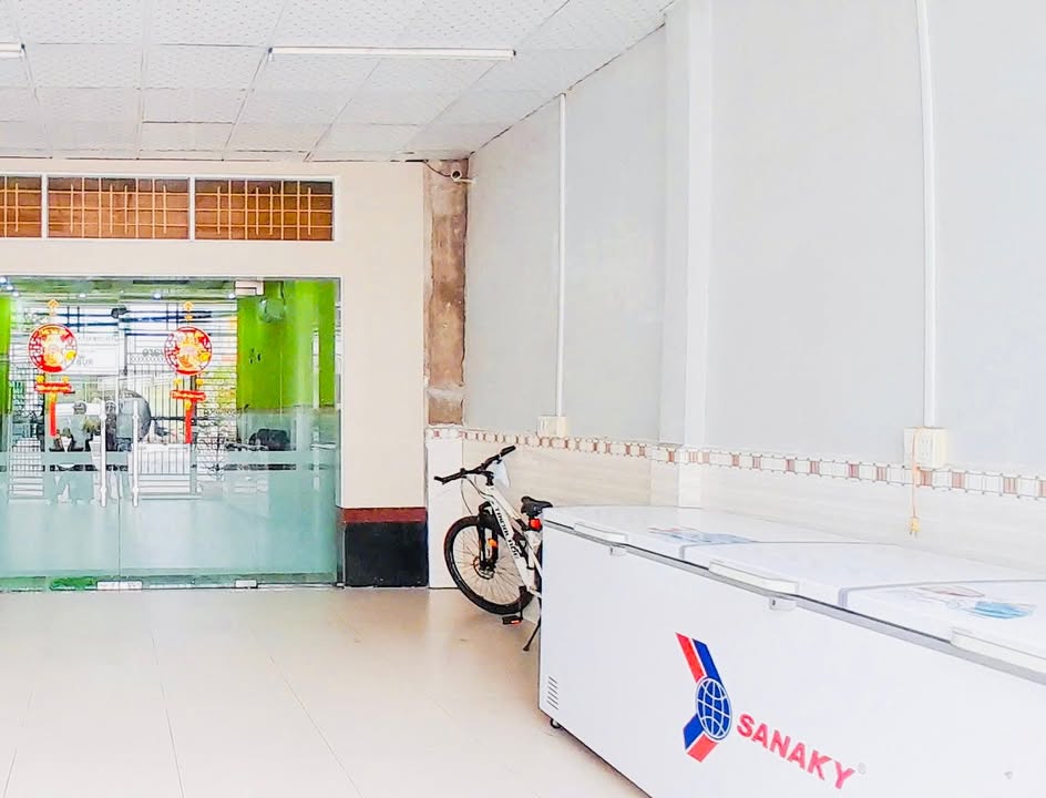 Nhà mặt tiền đường Ngô Quyền, P9, Cà Mau 124.8m² giá 6 tỷ - Kinh doanh thuận lợi!