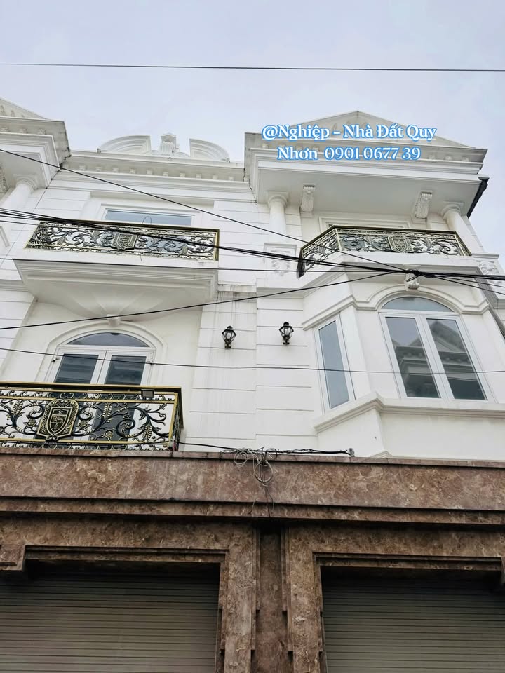 Nhà 3 Tầng Hẻm Ô Tô Phường Lê Lợi - 50m², Sổ Đỏ Chính Chủ, Chỉ Việc Dọn Vào!