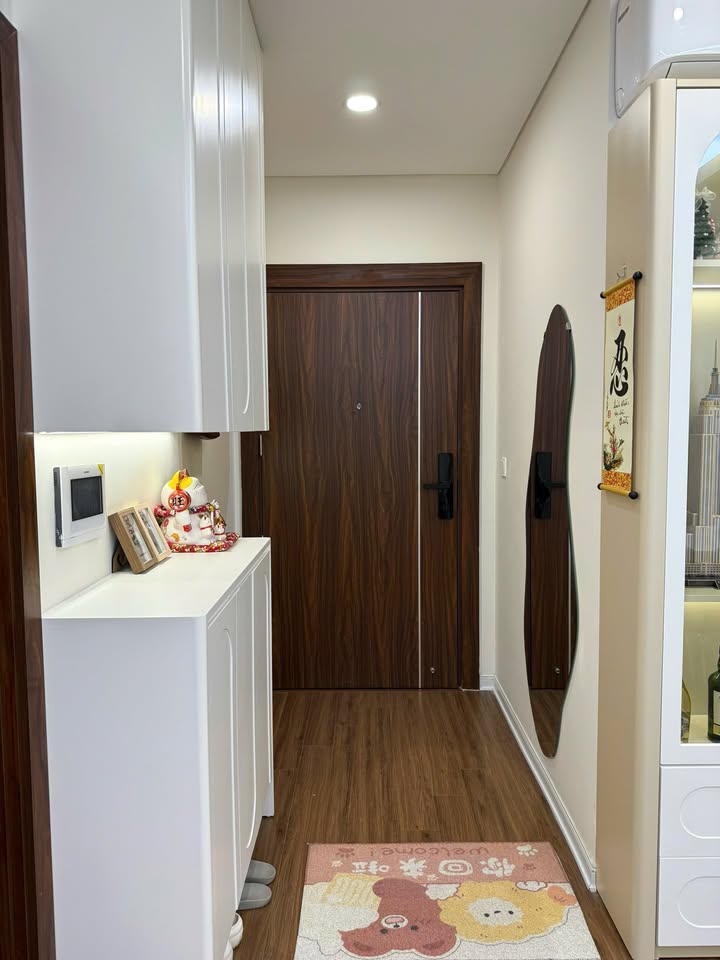 Căn hộ Bình Minh Garden Đức Giang 104m² giá 15 triệu - Full nội thất 5 sao!