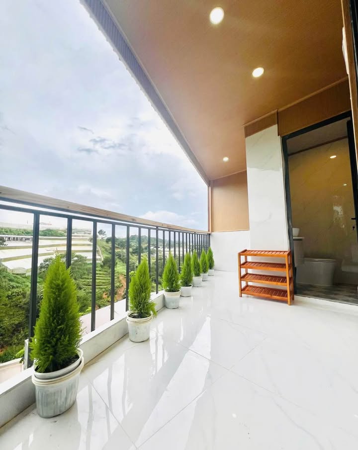 Nhà đẹp Đà Lạt 90m² giá 1.8 tỷ - Bao view vĩnh viễn!