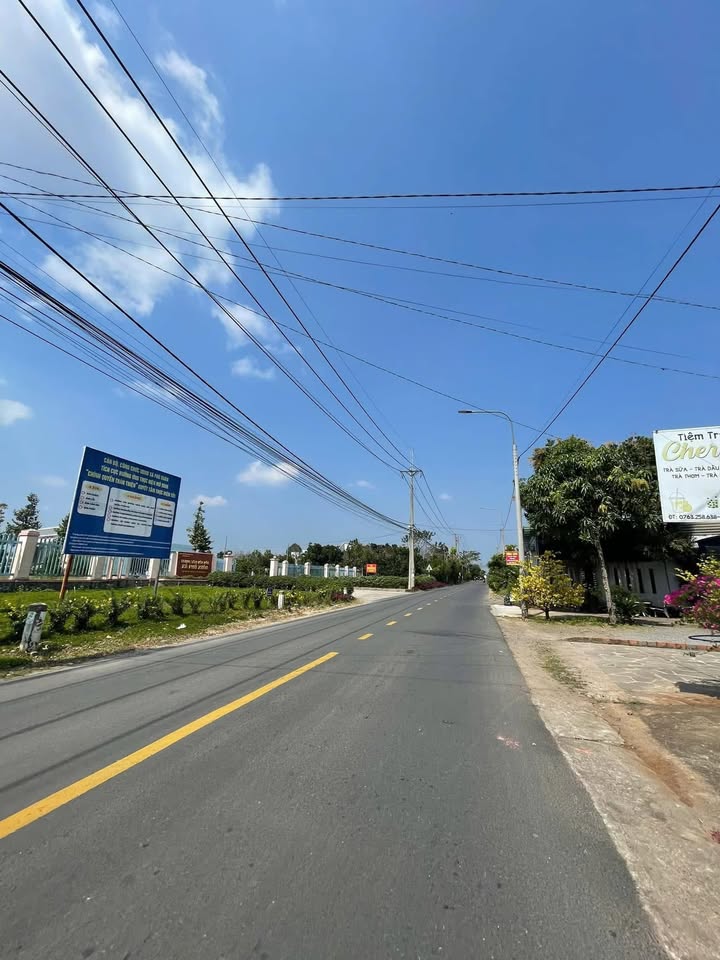 Đất phân lô Phú Xuân 240m² giá chỉ 8.8 tỷ - Đầu tư sinh lời ngay!