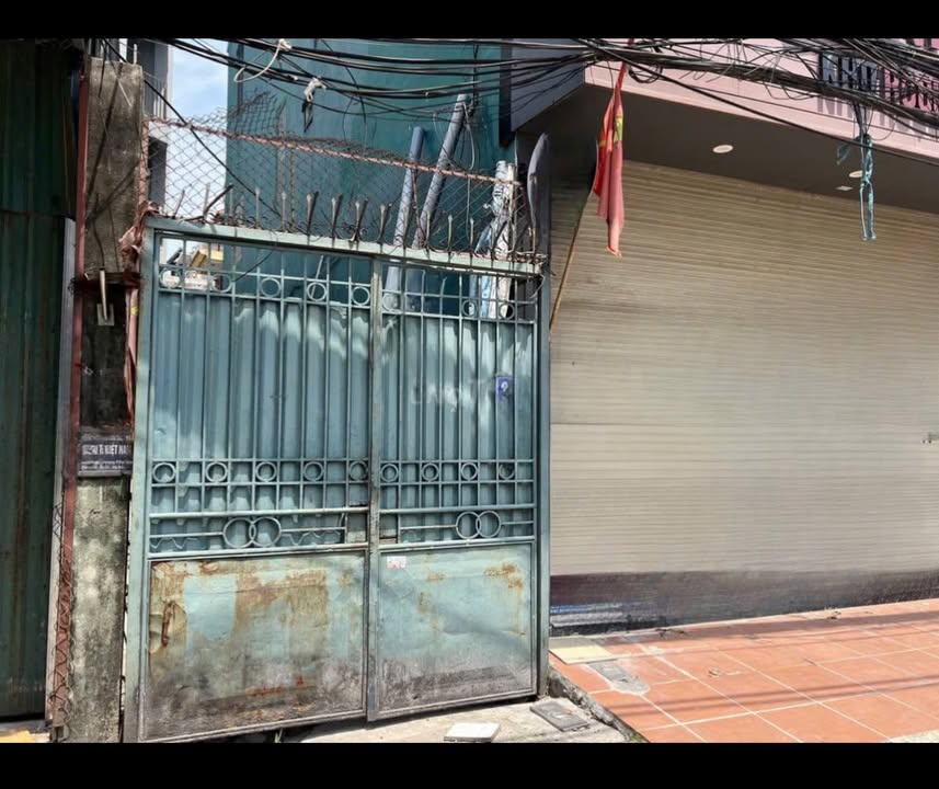 Cho thuê kho xưởng 300m² tại Kim Giang, Hoàng Mai - Giá 30 triệu/tháng