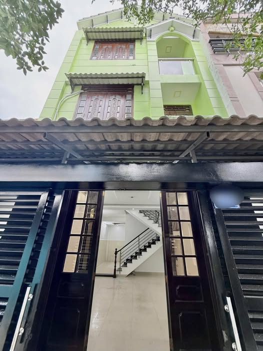 Nhà 4 tầng Tân Phú 60m² giá 6.5 tỷ - Vị trí đắc địa gần Big C!