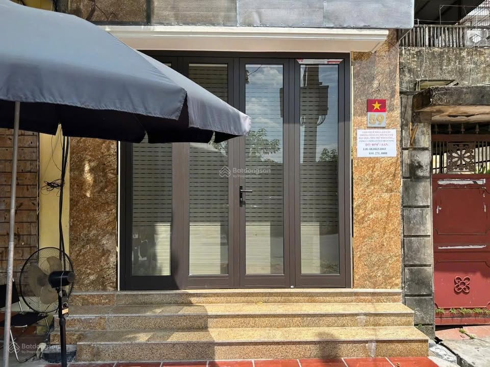 Nhà mặt phố Thịnh Liệt, Hoàng Mai, 82m² cho thuê - Phù hợp làm văn phòng, trung tâm dạy học!