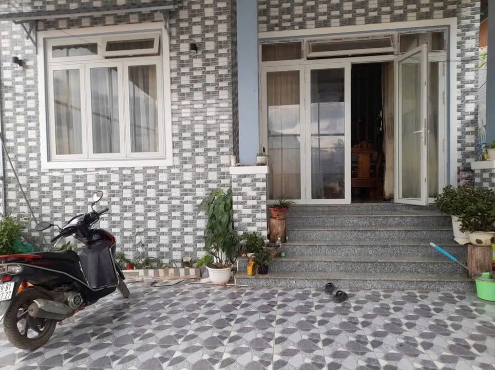 Đất thổ cư 647m² đường Xô Viết Nghệ Tĩnh, Đà Lạt giá 6.5 tỷ - Nhà cấp 4 chính chủ!