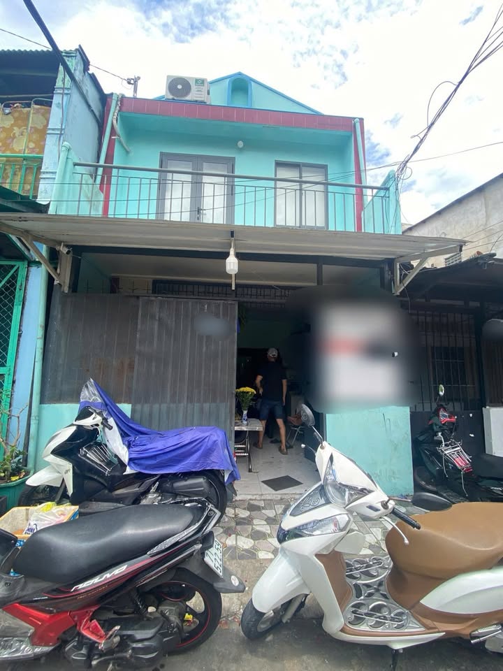 Nhà hẻm xe hơi Nguyễn Cư Trinh, Q.1 30m² giá 5.65 tỷ - Sân đậu xe thoải mái!