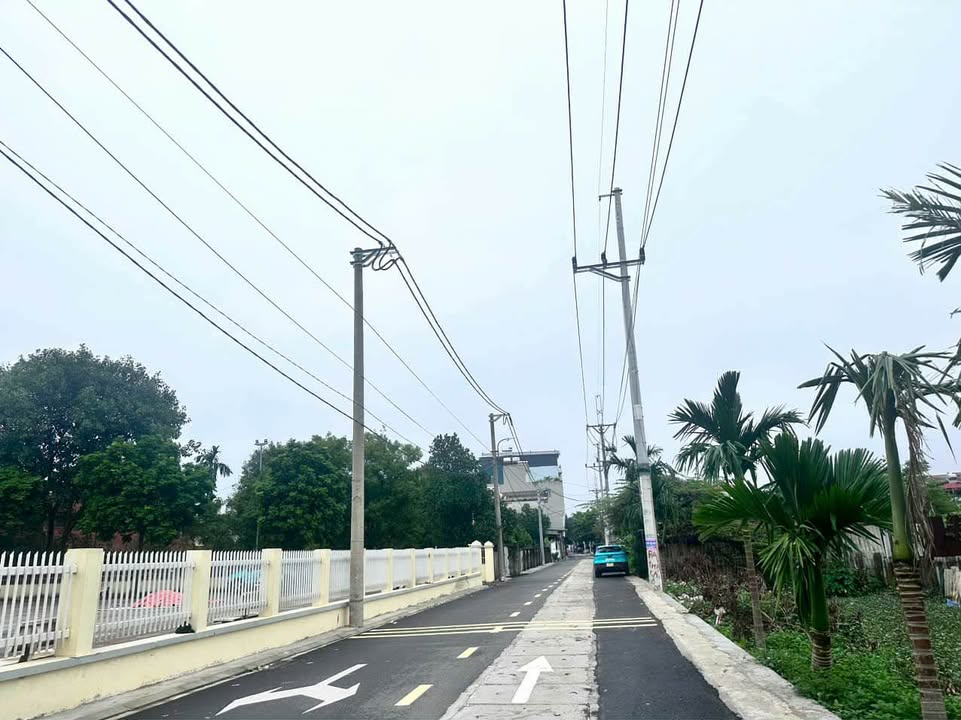 Đất Yên Thường, Gia Lâm 50m² giá 5 tỷ - Mặt tiền 5m ô tô tránh nhau!