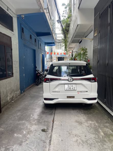 Mặt tiền kinh doanh Lạc Long Quân, Tân Bình 106m² giá 16.5 tỷ - Đầu tư sinh lời ngay!