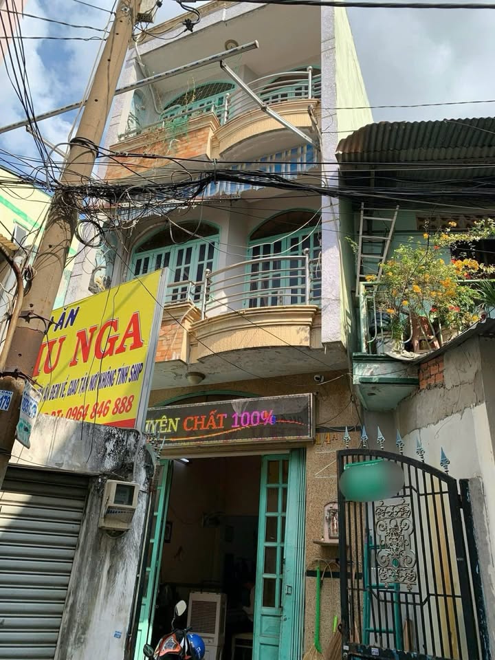 Nhà riêng 2 tầng đường Bình Thới, quận 11, 52m² giá 7,7 tỷ - Phong thủy tốt, tiện nghi đầy đủ!