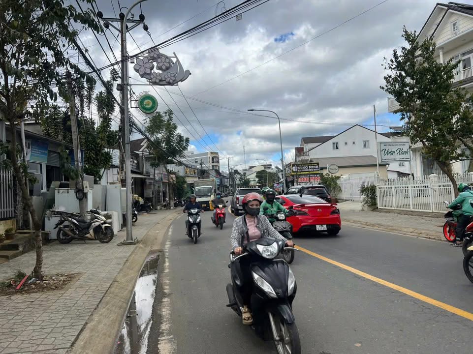 Cho thuê mặt bằng 45m² đường Nguyên Tử Lực, Đà Lạt giá 9 triệu - Phù hợp kinh doanh đa ngành!