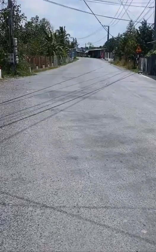 Đất thổ cư 150m² mặt tiền huyện lộ 75 - Giá chỉ 1.2 tỷ thương lượng!