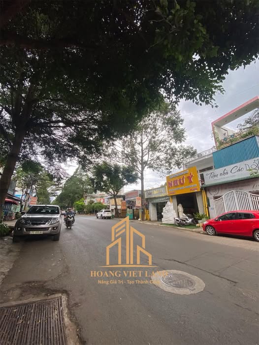Bán đất mặt tiền đường Lý Thái Tổ Buôn Ma Thuột 122.5m² giá 11.5 tỷ - Địa thế đẹp cho kinh doanh!