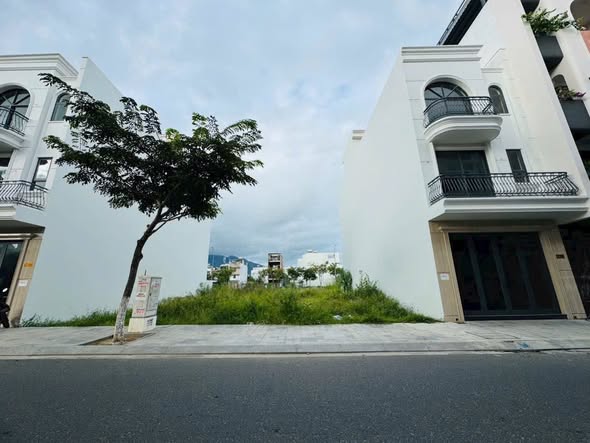 Shophouse mặt tiền A2 Phước Long 97.5m² giá 8.1 tỷ - Vị trí đắc địa gần công viên!