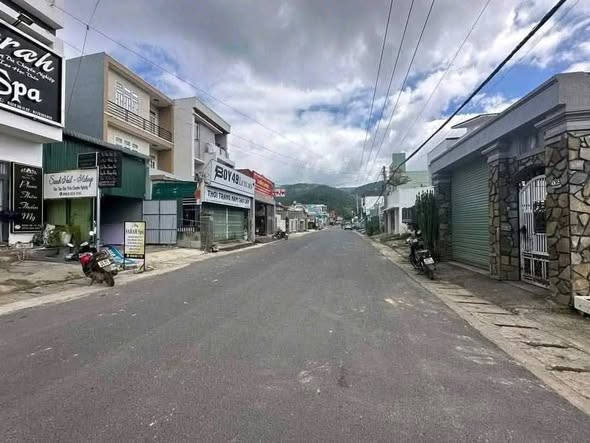 Nhà mới Đẹp Đường Nguyễn Văn Trỗi, Thạnh Mỹ 120m² giá 3.5 tỷ - Cơ hội vàng cho đầu tư!