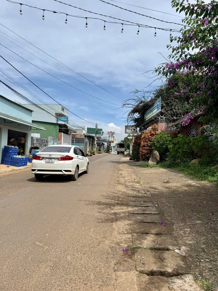 Bán nhà mặt tiền Phạm Hùng, Liên Nghĩa, 105m² giá 4.2 tỷ - Đầu tư sinh lời ngay!