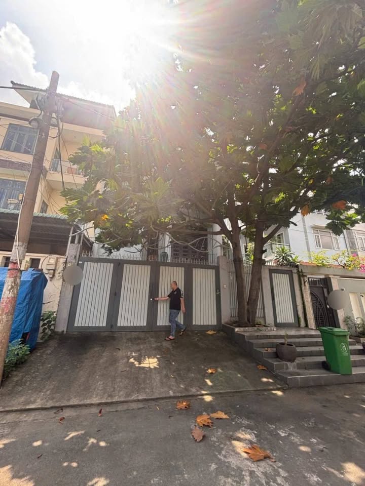 Biệt thự cho thuê tại Phước Long A 175m² giá 20 triệu - Phù hợp làm văn phòng hoặc ở gia đình!