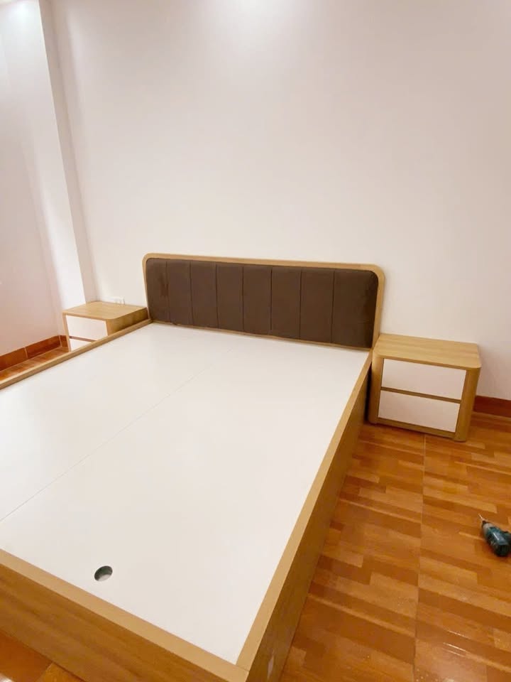 Nhà cho thuê nguyên căn 4 tầng tại Bích Hòa, 3 phòng ngủ - Chỉ 5.5 triệu/tháng!