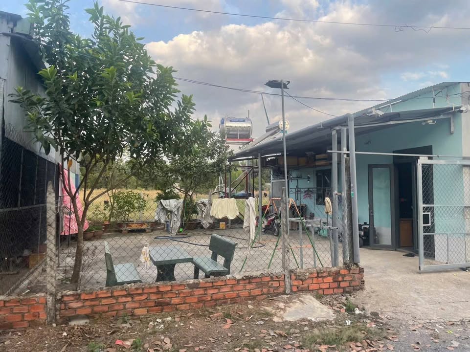 Đất nền ấp 5 An Viễn - Đồng Nai 166m² giá chỉ 800 triệu - Cơ hội đầu tư tuyệt vời!