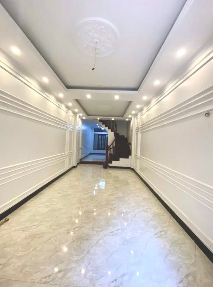 Nhà nguyên căn 80m² 5 tầng tại KĐT Văn Quán, giá tốt - Bàn giao ngay!