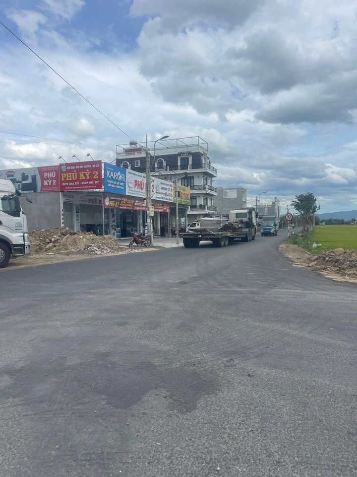 Đất mặt tiền đường DH 25, Phú Hoà 129m² giá chỉ từ 1.3 tỷ - Cơ hội đầu tư hấp dẫn!