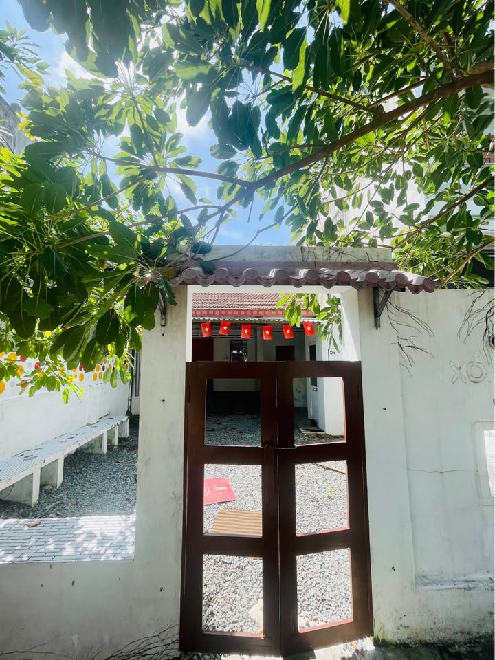 Nhà cấp 4 cho thuê tại Phường 7 Tuy Hòa 2PN giá 3.5 triệu - Sân vườn rộng rãi!