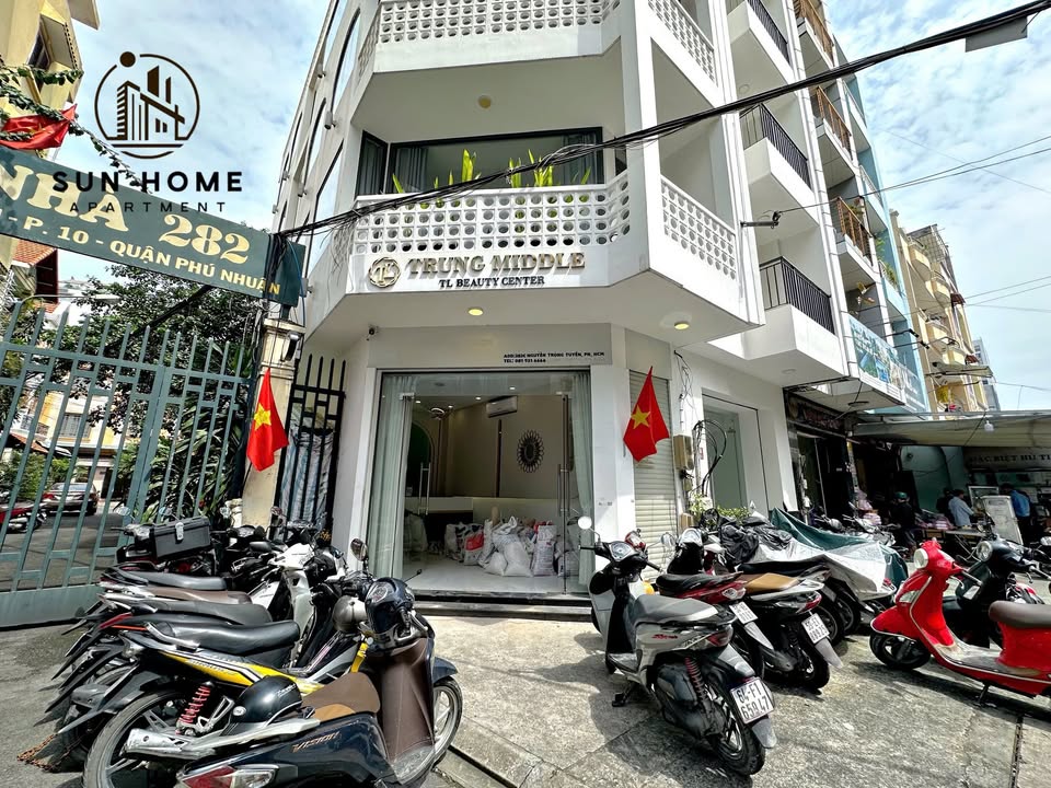 Mặt bằng kinh doanh góc 2 mặt tiền Nguyễn Trọng Tuyển, P.10 Phú Nhuận, 80m² - Kinh doanh tự do!