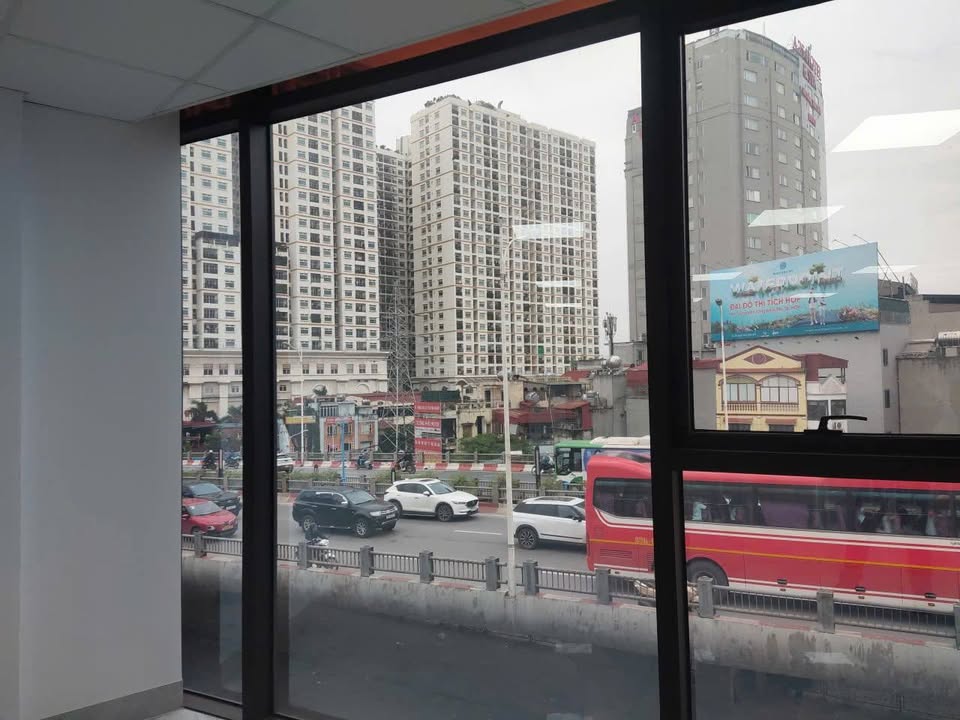 Nhà phố cho thuê đường Nguyễn Văn Viên, Hoàng Mai 120m² - Giá tốt 120 triệu/tháng!