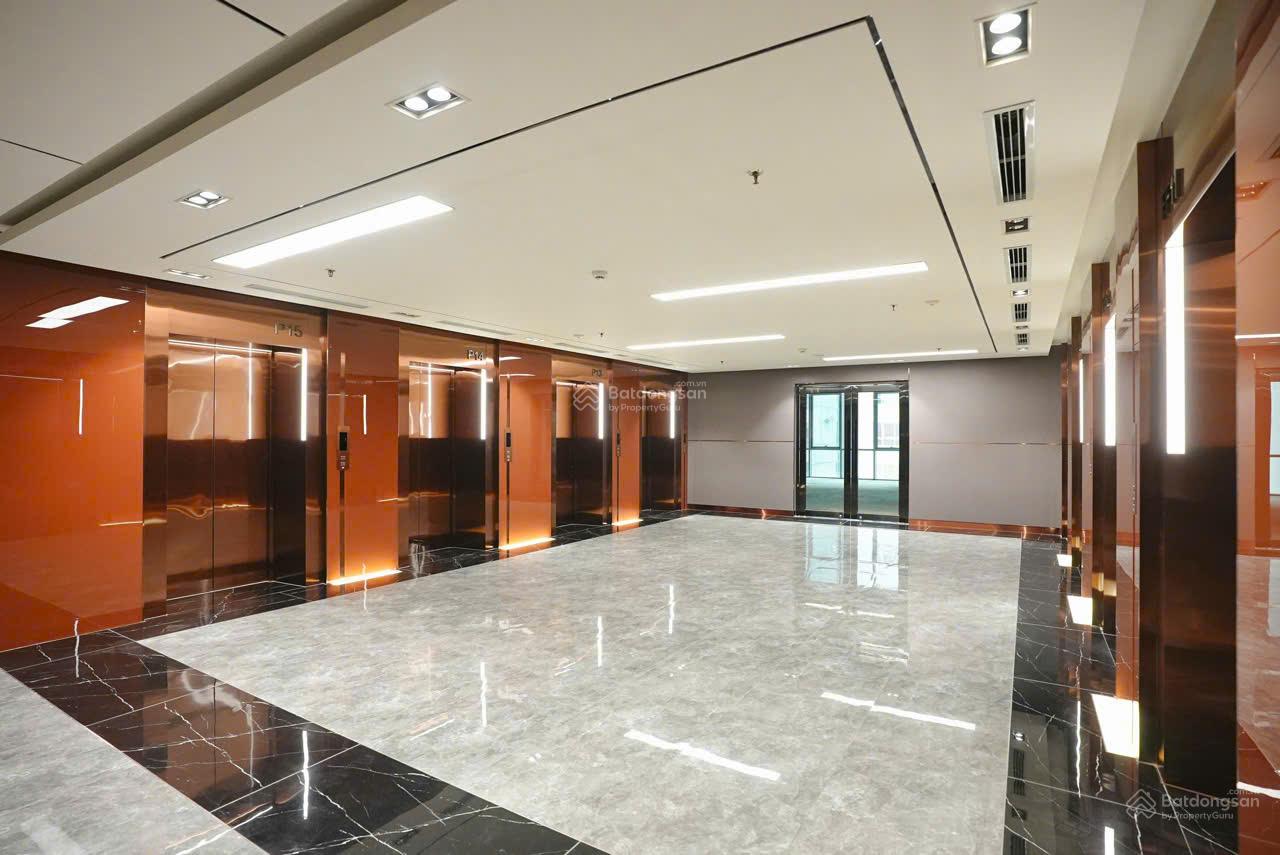 Cho thuê sàn văn phòng hạng A - Căn góc cao cấp tại Vinaconex Diamond, đường Bạch Mai, 229m² - Đẳng cấp sang trọng!