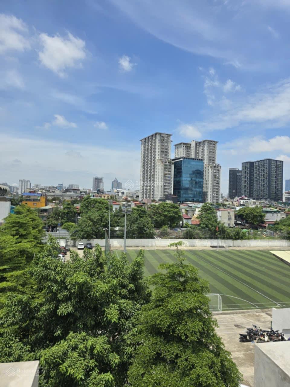 Nhà góc mặt phố Đặng Tiến Đông - Hoàng Cầu 90m² giá 34 triệu - Phù hợp với nhiều mô hình kinh doanh!