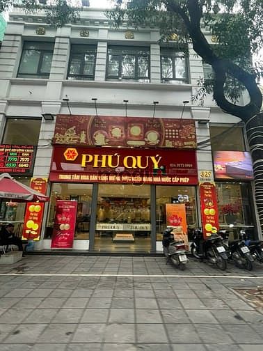 Cho thuê nhà mặt phố Triệu Việt Vương 160m² giá 320 triệu - Thiết kế hiện đại, vị trí đắc địa!