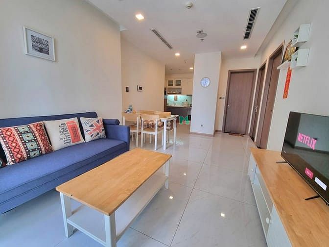 Căn hộ Vinhomes Central Park Bình Thạnh 70m² giá 4.9 tỷ - Đầy đủ nội thất, vào ở ngay!