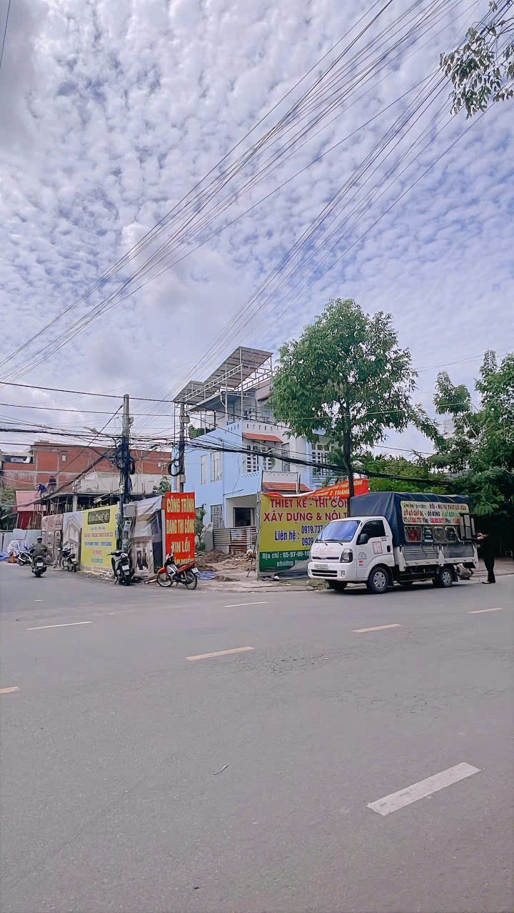 Nhà phố mặt tiền 2 mặt tiền đường Nguyễn Đệ, quận Ninh Kiều, giá 12.5 tỷ - Cơ hội đầu tư hấp dẫn!