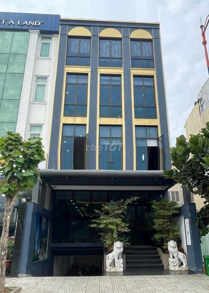 Cho thuê nhà mặt tiền Trường Sa, Bình Thạnh 560m² - Vị trí đắc địa kinh doanh