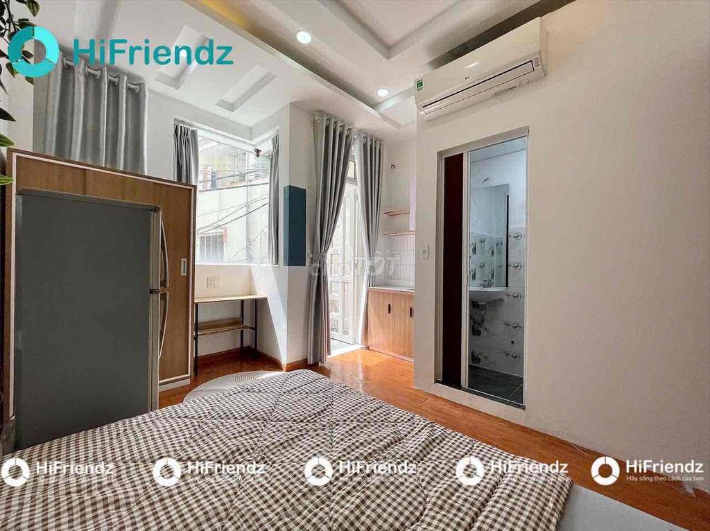 Studio cho thuê Phú Nhuận 25m² giá 5.9 triệu - Đầy đủ nội thất, ban công riêng thoáng mát!