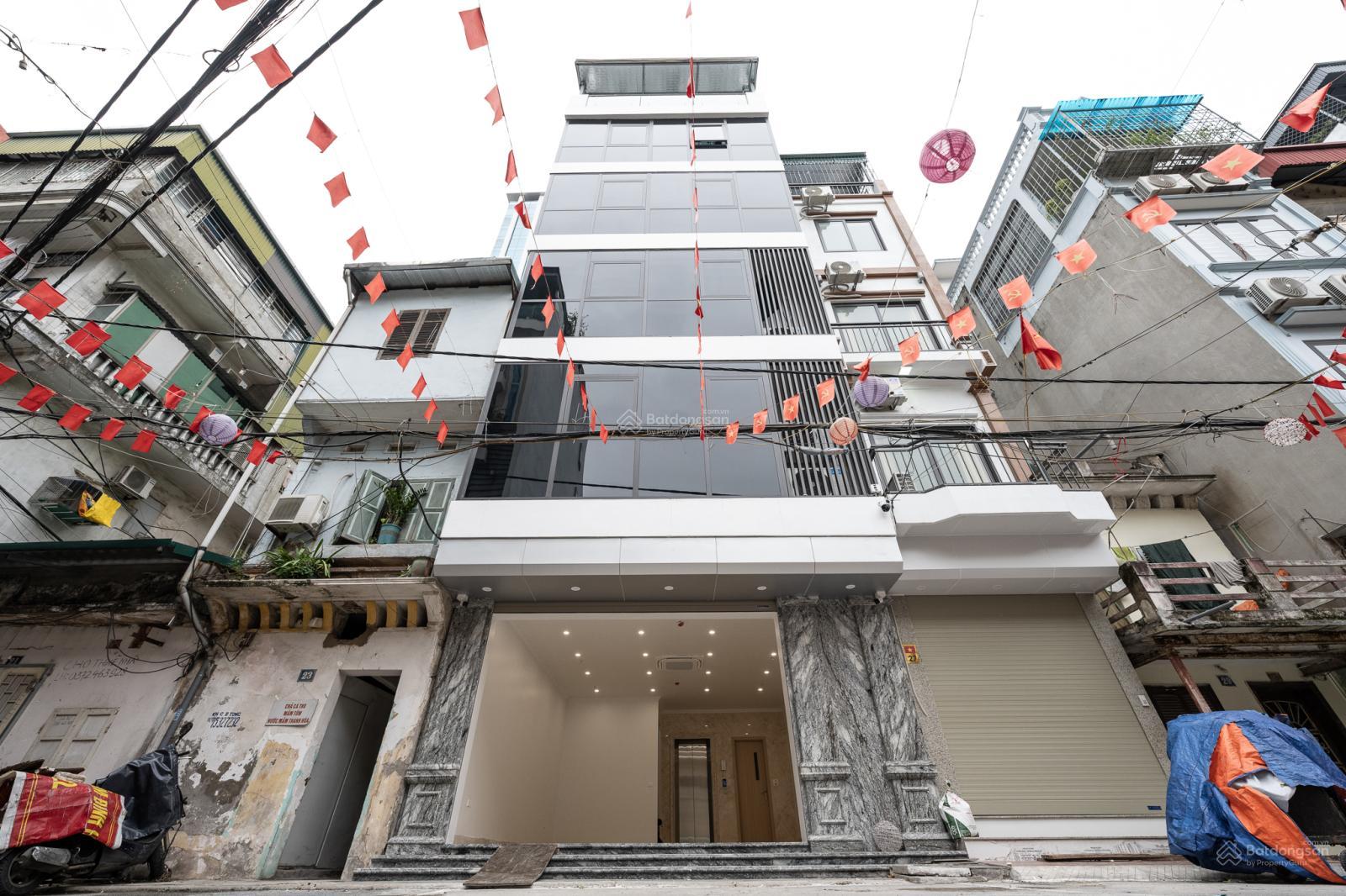 Cho thuê nhà mới xây 3 tầng mặt ngõ 3 Minh Khai, gần Chợ Mơ - Thang máy hiện đại, giá 30 triệu