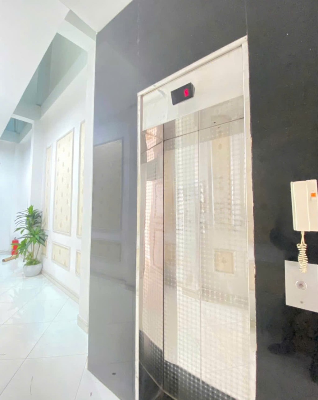 Nhà mặt tiền Hùng Vương, Cần Thơ 180m² giá 70 triệu - Phù hợp kinh doanh đa lĩnh vực!