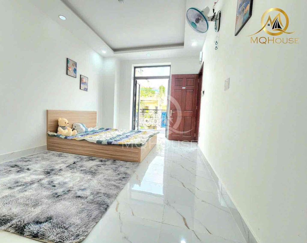 Căn hộ studio ban công 40m² giá 6 triệu - Full nội thất ngay Etown Nhất Chi Mai!