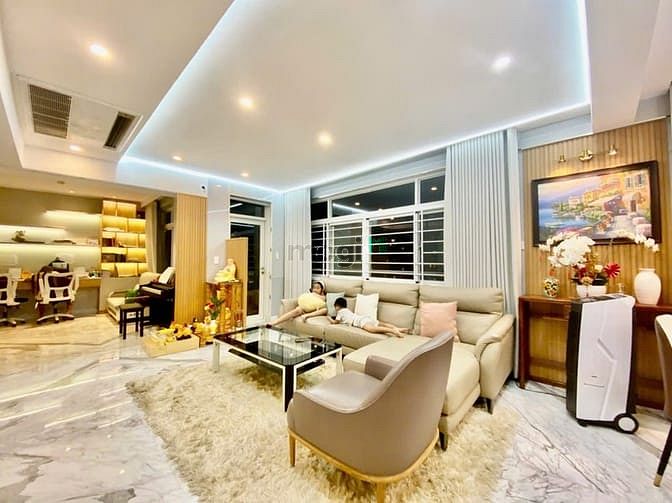 Căn hộ Penthouse Duplex Cảnh Viên 2 Quận 7 197m² giá 21 tỷ - Xuất cảnh bán gấp!