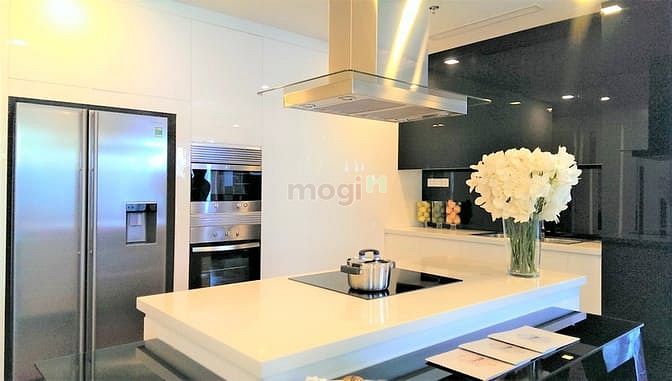 Căn hộ sân vườn 139m² tầng 21 tại Vincom Center, Quận 1 - Sẵn sàng sở hữu!