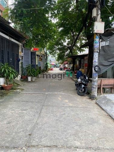 Bán nhà mặt tiền đường Đông Hưng Thuận quận 12 - 5m x 23m - Giá 8.4 tỷ - Kinh doanh thuận lợi!