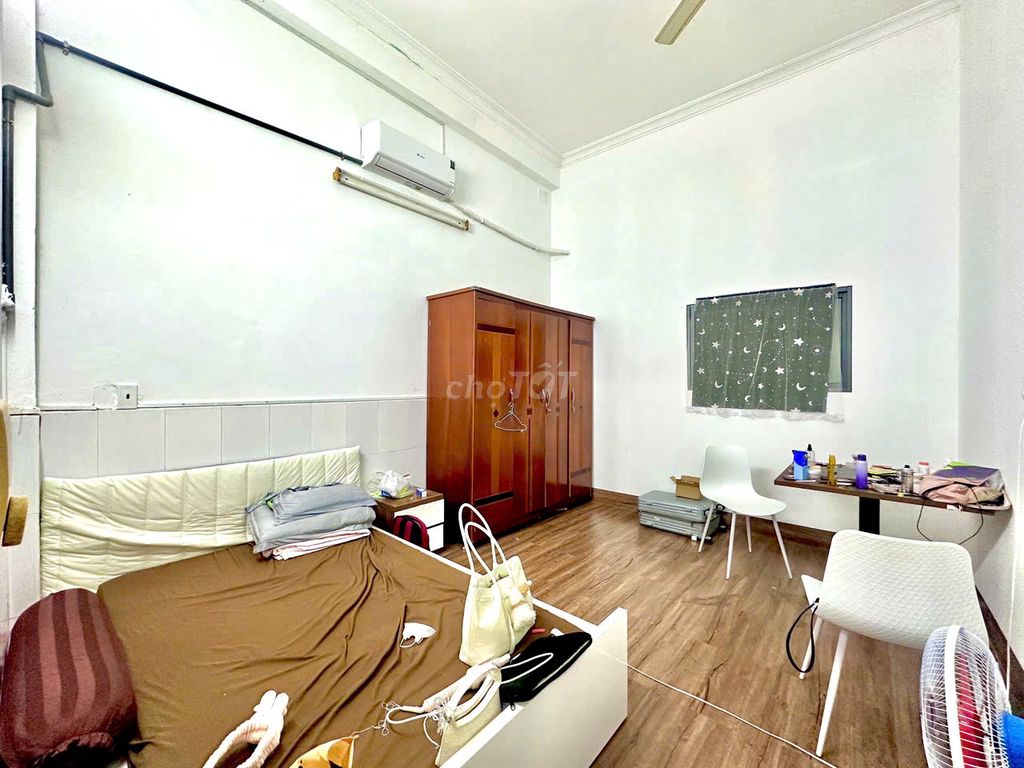 Căn hộ 1PN Full Nội Thất Đường Nguyễn Oanh 50m² giá 4.5 triệu - Sẵn sàng vào ở!